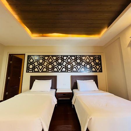 Alam Indah Beach Resort Busuanga Luaran gambar