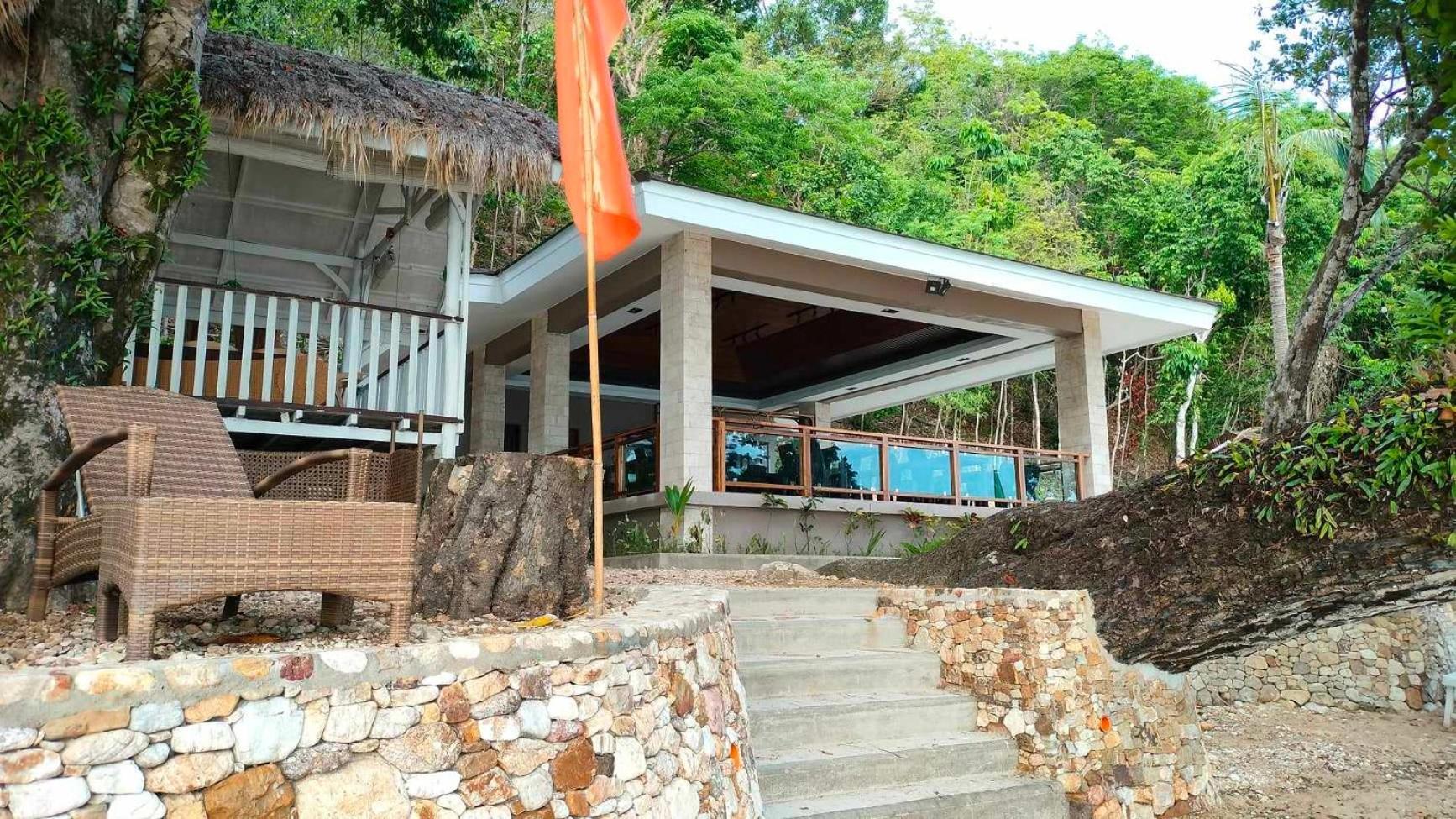 Alam Indah Beach Resort Busuanga Luaran gambar