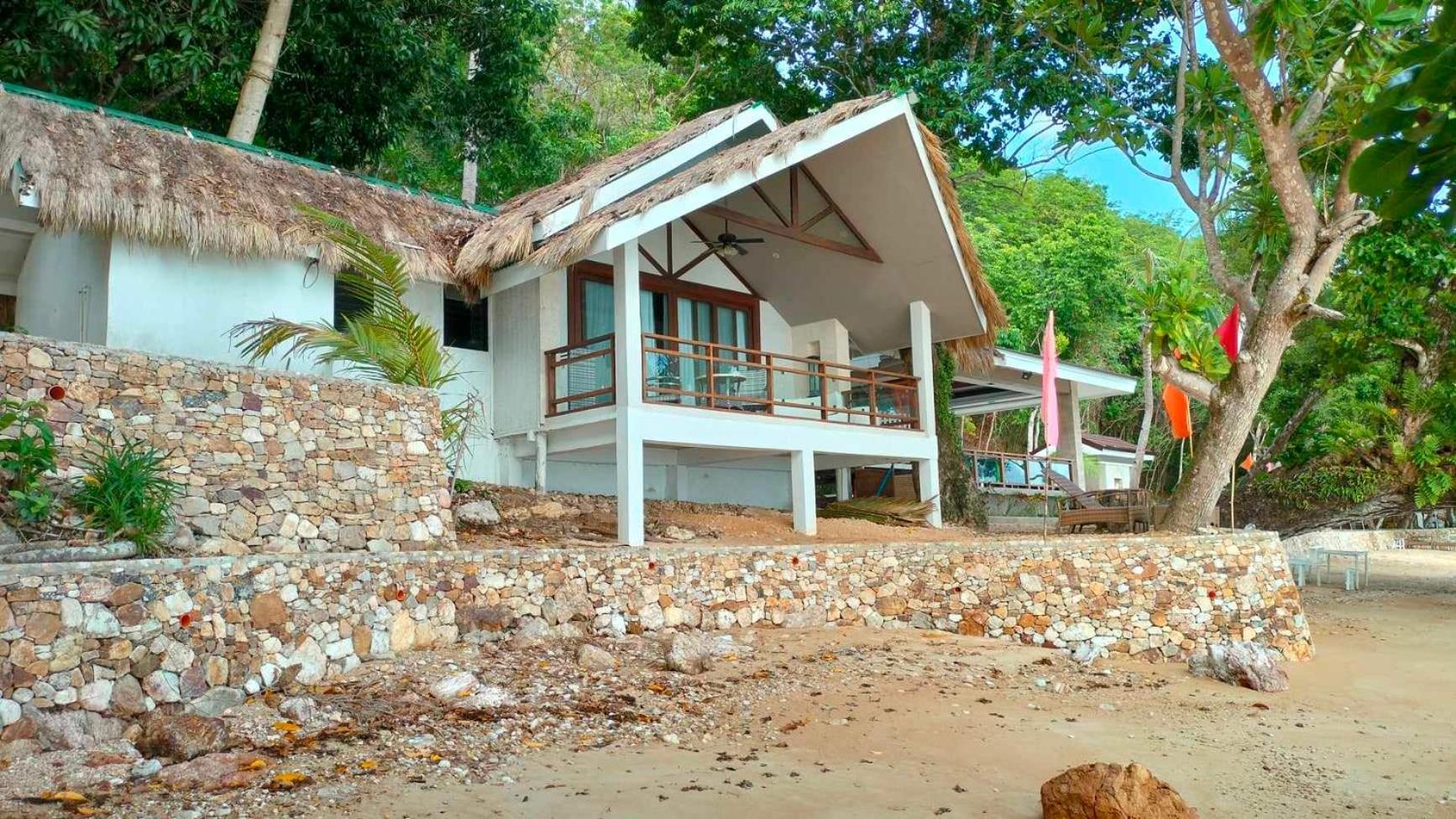 Alam Indah Beach Resort Busuanga Luaran gambar