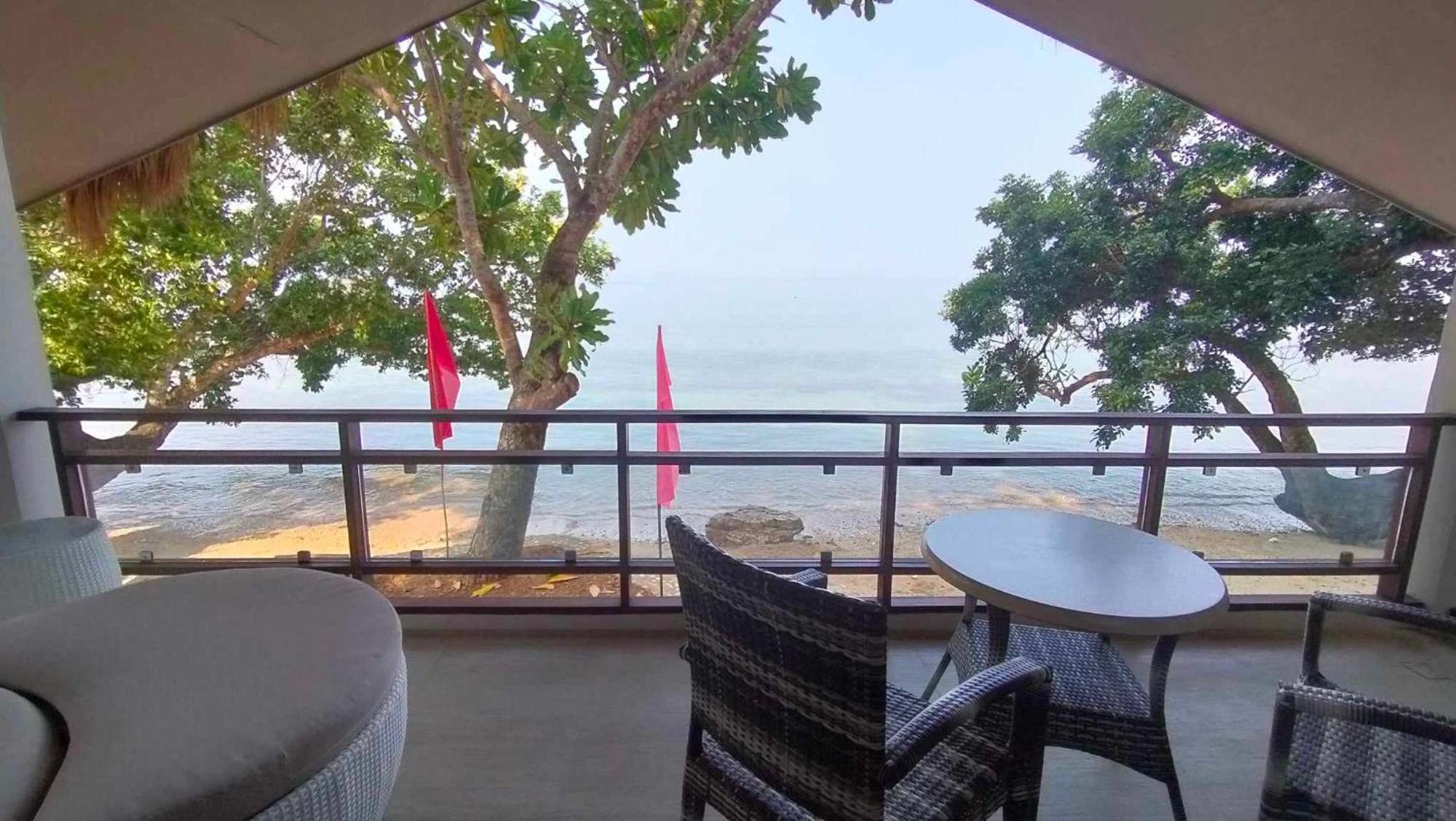 Alam Indah Beach Resort Busuanga Luaran gambar