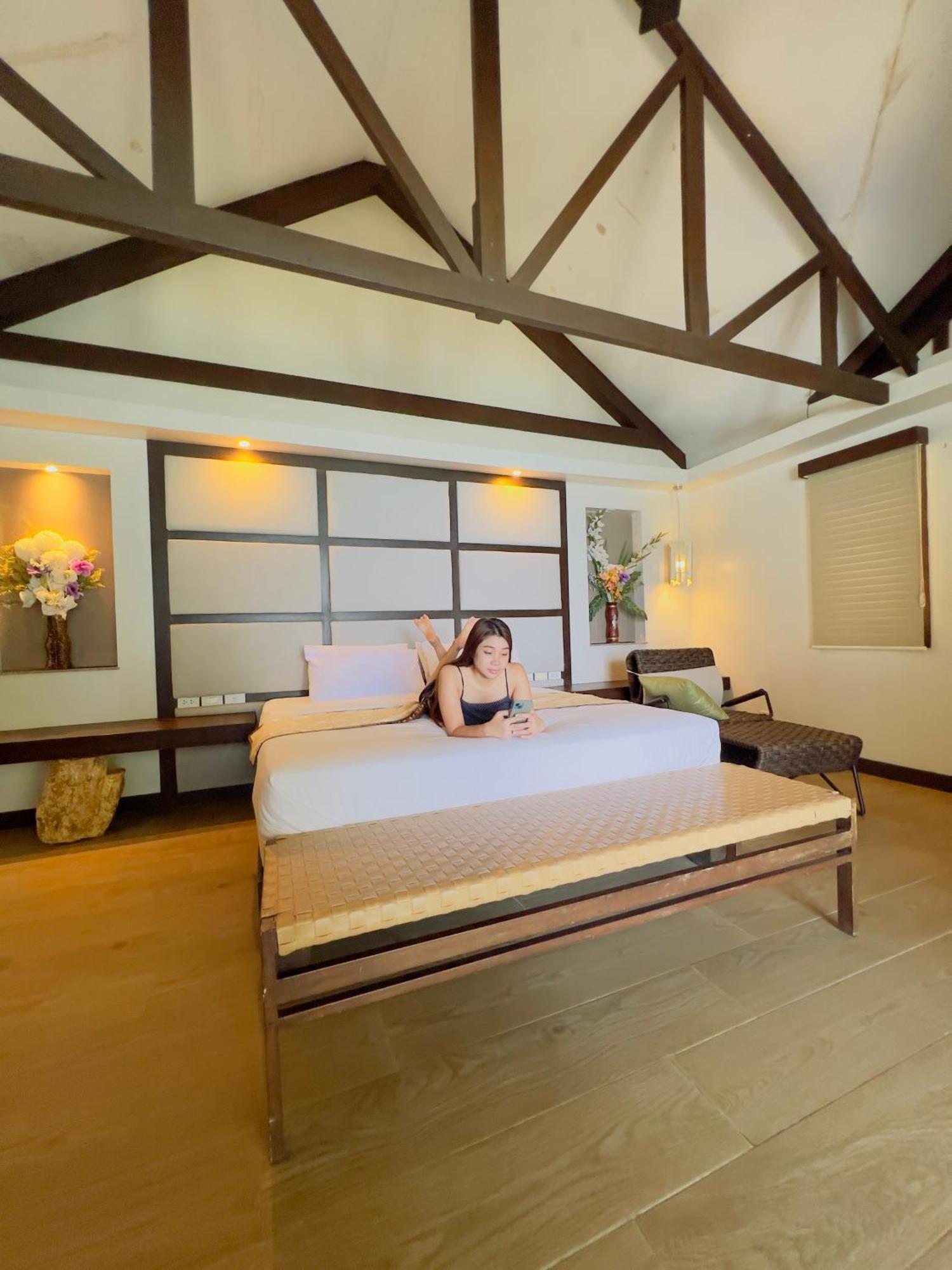 Alam Indah Beach Resort Busuanga Luaran gambar