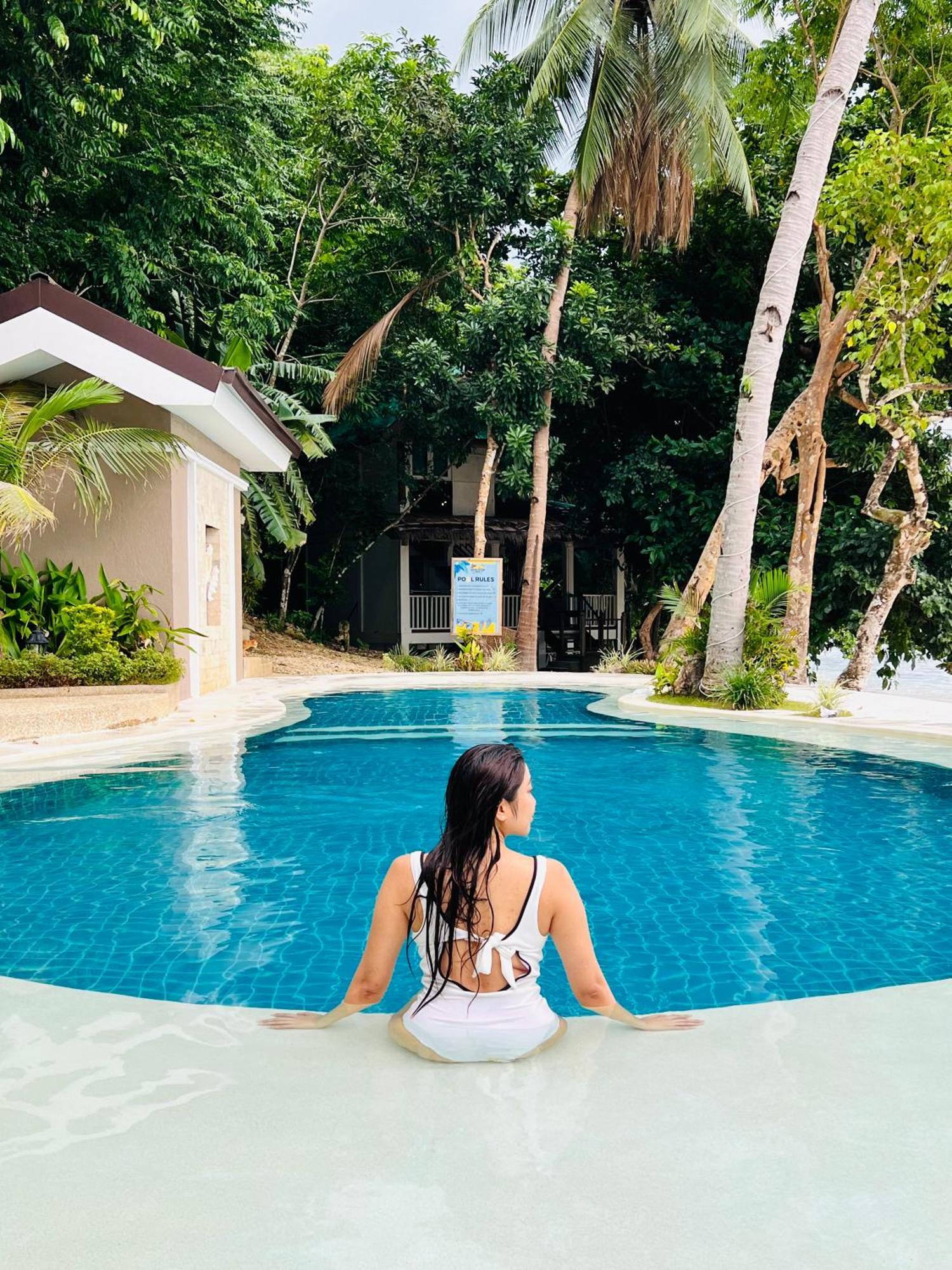 Alam Indah Beach Resort Busuanga Luaran gambar