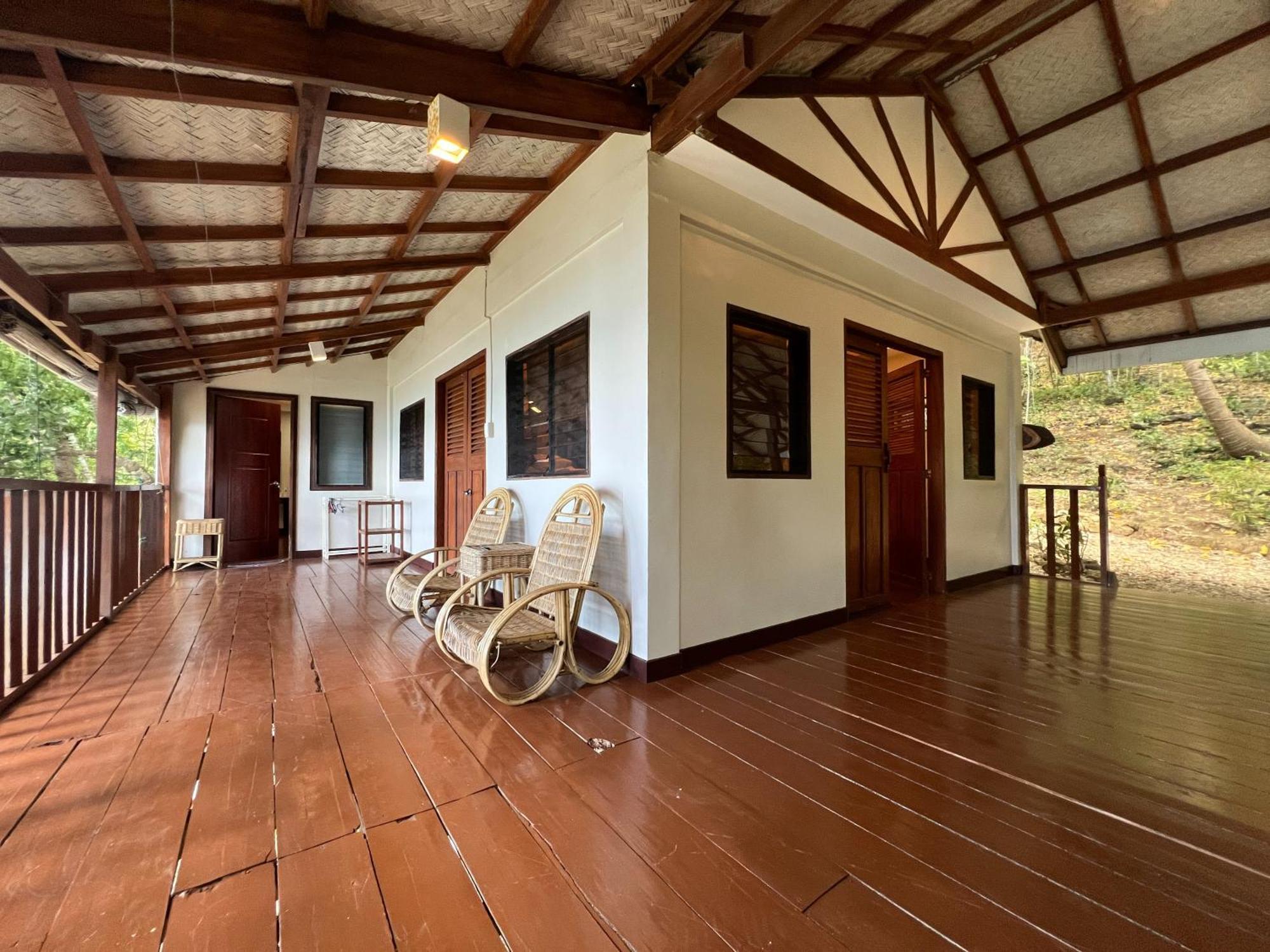Alam Indah Beach Resort Busuanga Luaran gambar
