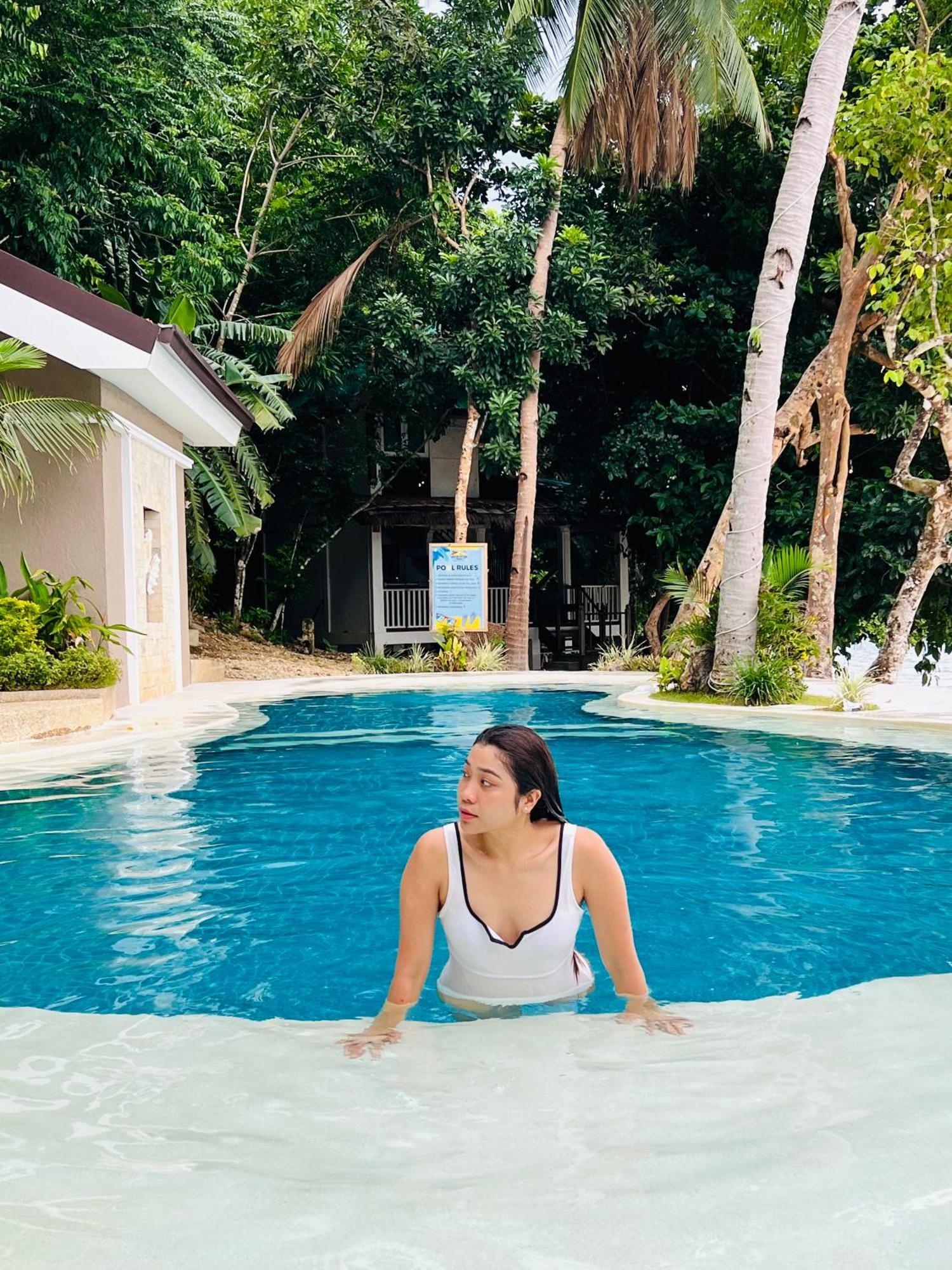 Alam Indah Beach Resort Busuanga Luaran gambar