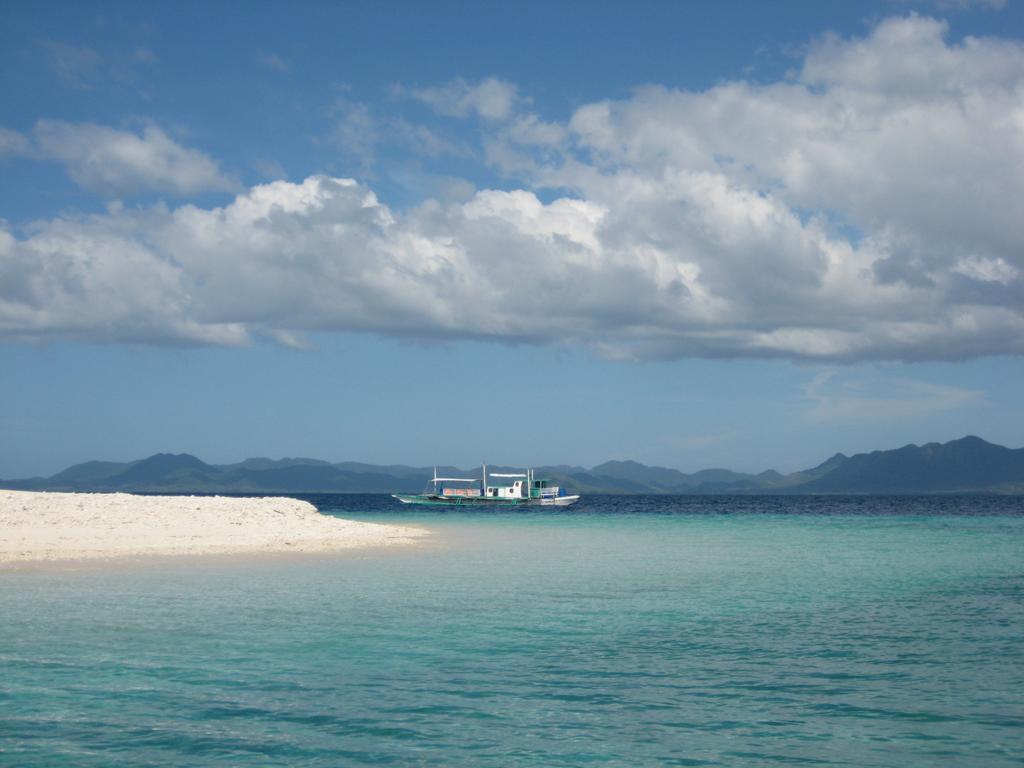 Alam Indah Beach Resort Busuanga Luaran gambar