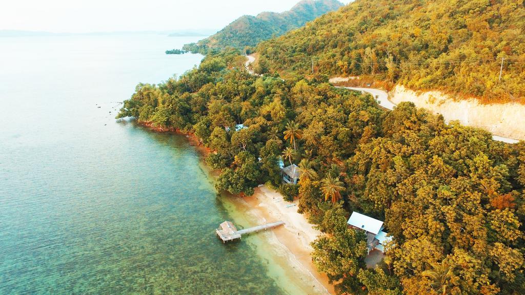 Alam Indah Busuanga Beach And Villas Luaran gambar